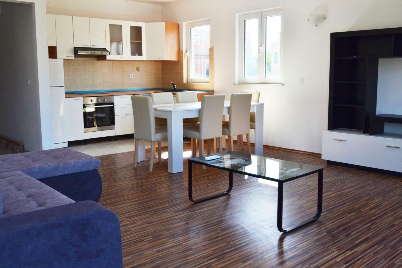 Apartman Ana Srima Exteriör bild
