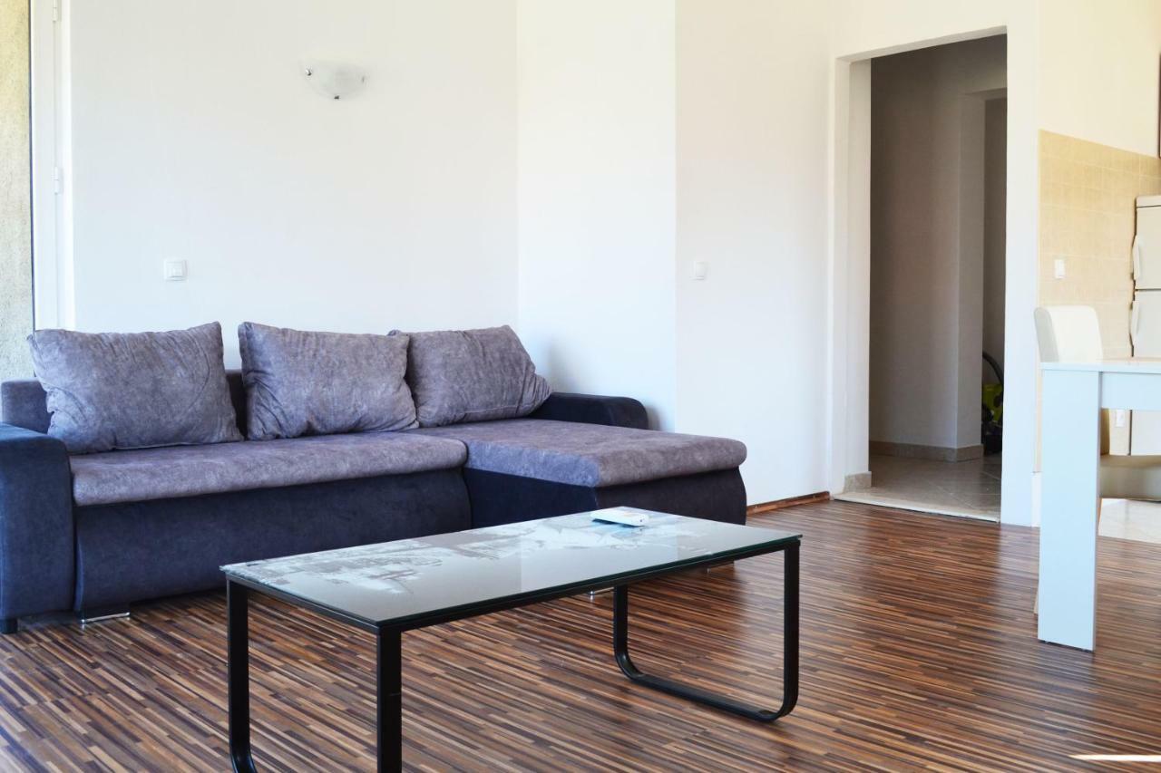 Apartman Ana Srima Exteriör bild