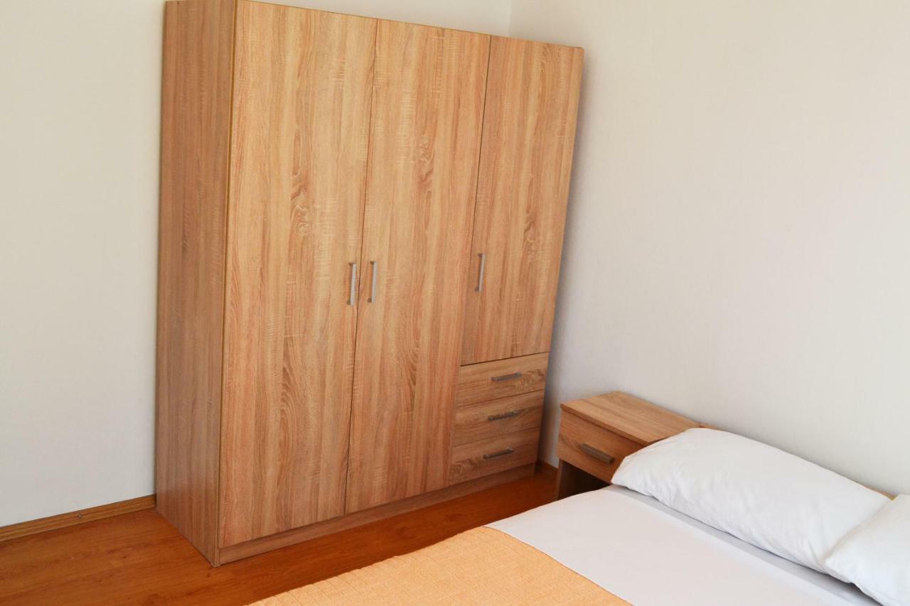 Apartman Ana Srima Exteriör bild
